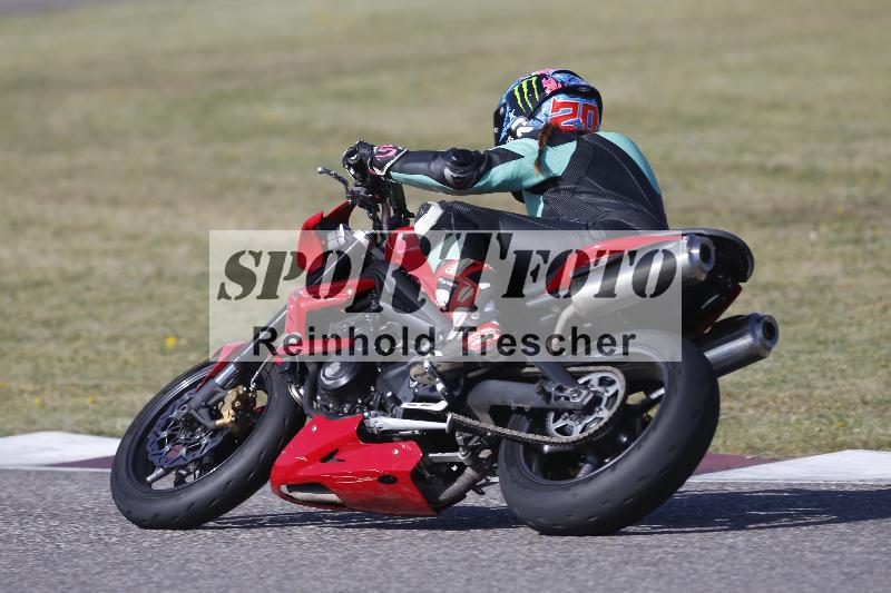 /07 09.04.2026 Cornu Master School ADR/Gruppe blau/11